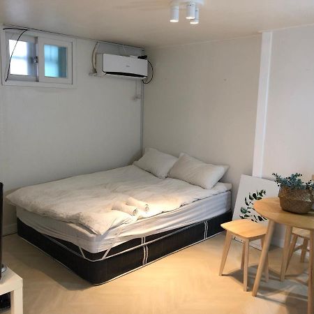 Rich House Dongdaemun Hostel โซล ภายนอก รูปภาพ
