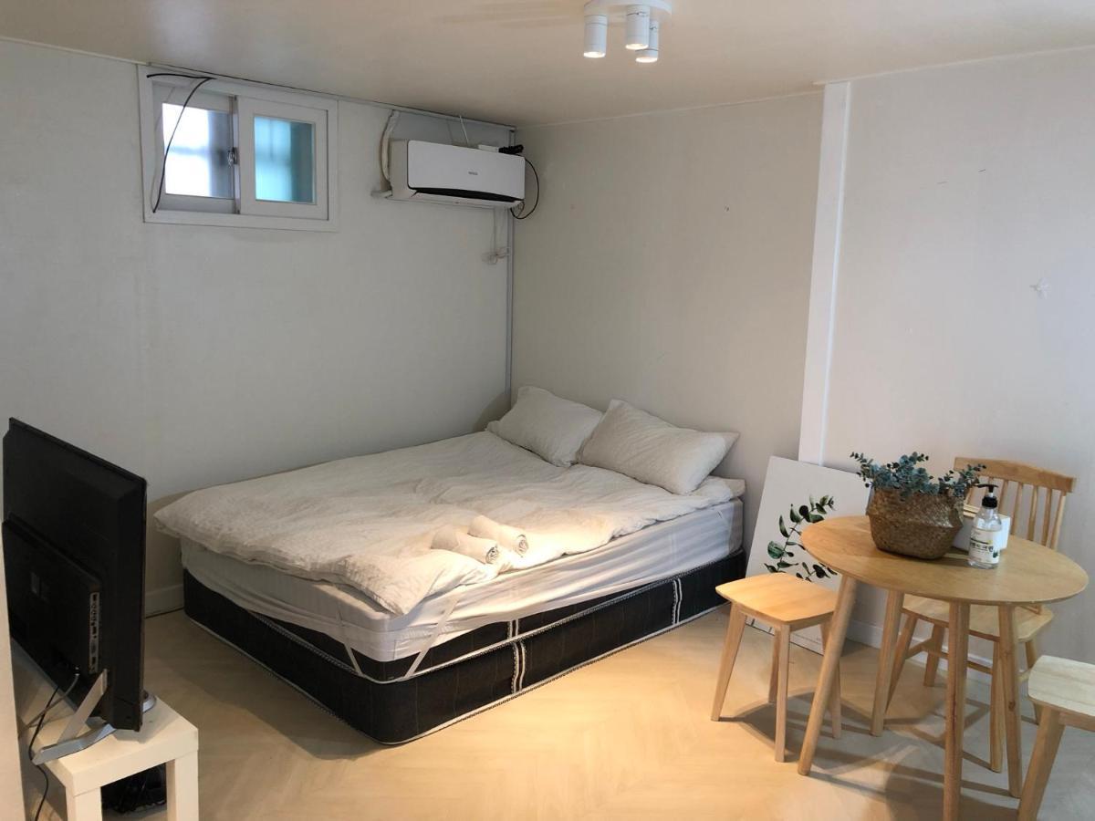 Rich House Dongdaemun Hostel โซล ภายนอก รูปภาพ