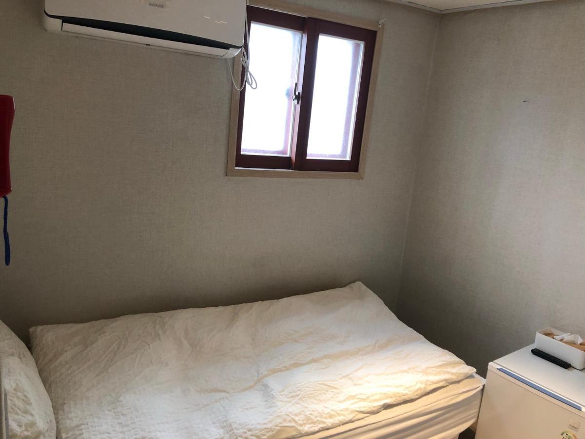 Rich House Dongdaemun Hostel โซล ภายนอก รูปภาพ