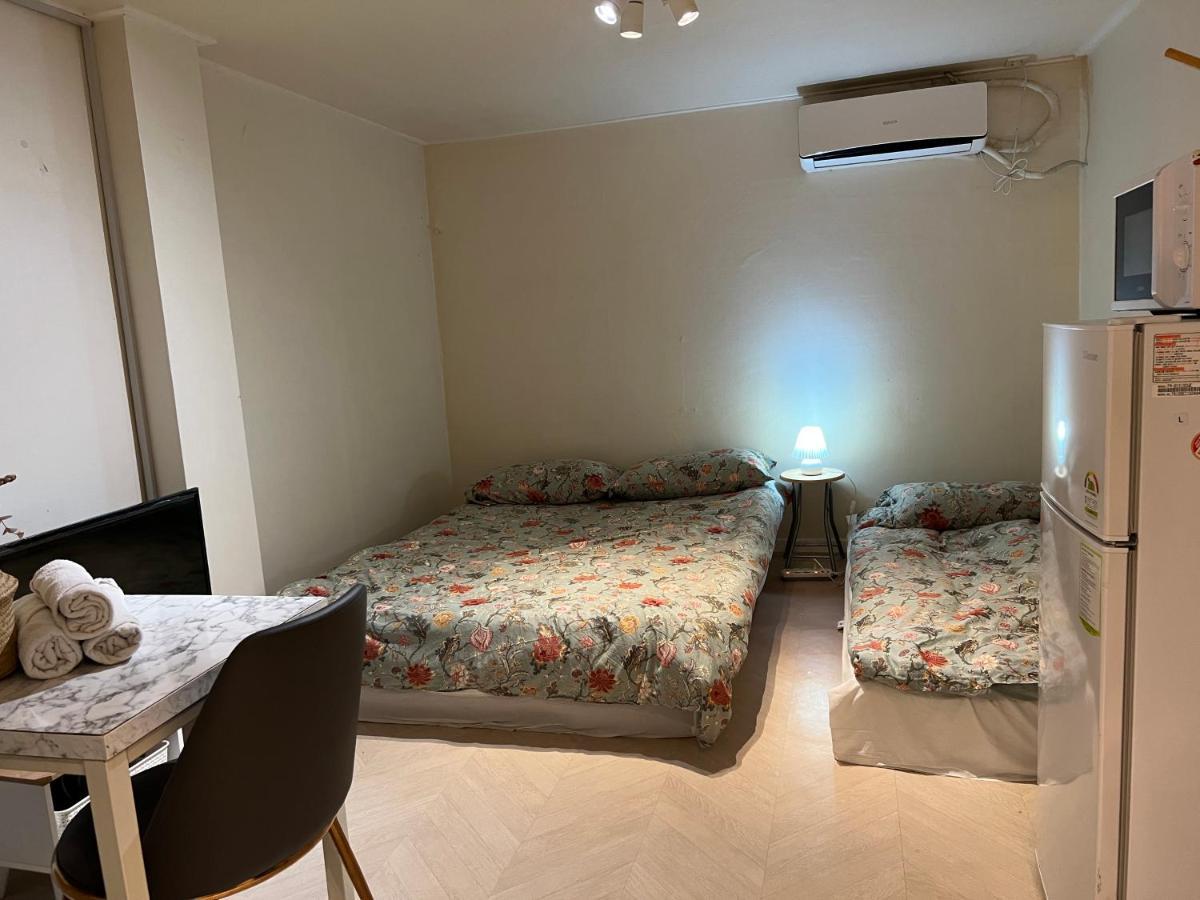 Rich House Dongdaemun Hostel โซล ภายนอก รูปภาพ